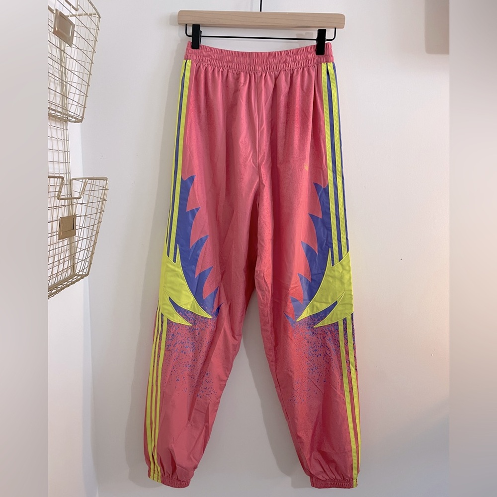 Adidas pink graphic joggers - like new